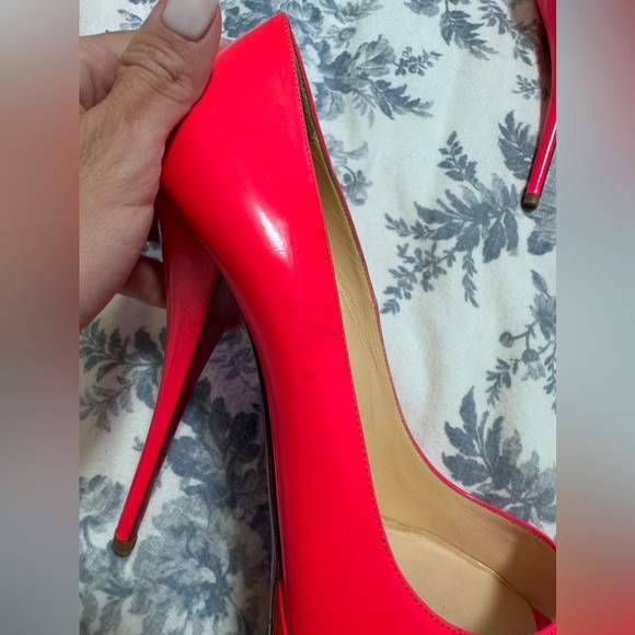 CHRISTIAN LOUBOUTIN
 Leather Pumps - New Watermelon Color - Size 10 1/2 - Picture 9 of 12